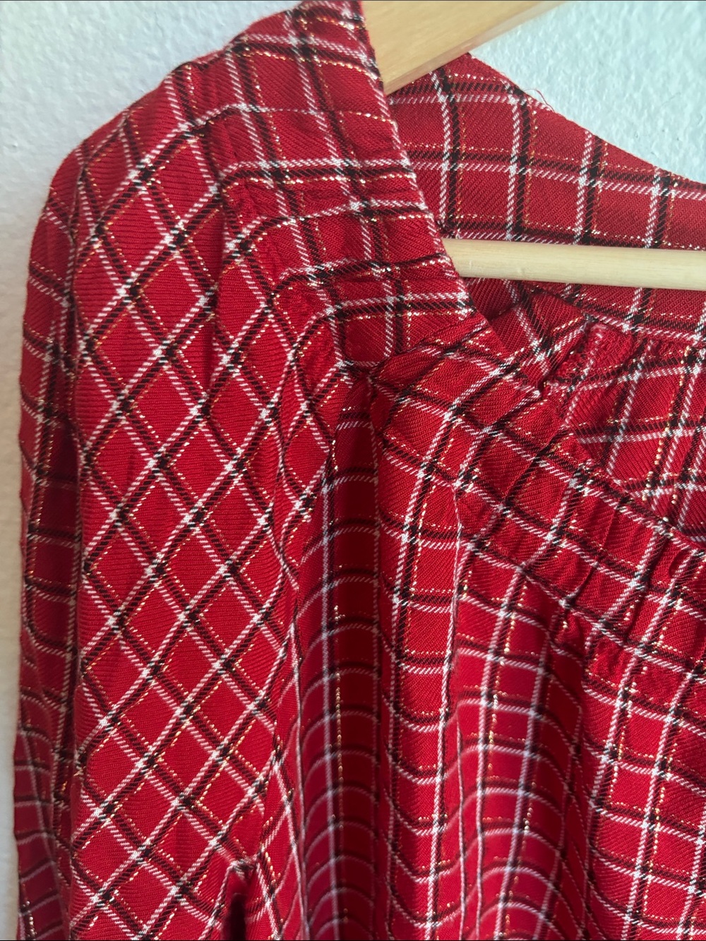 LOFT Flowy Red Plaid Blouse Workwear Large - Picture 2 of 8